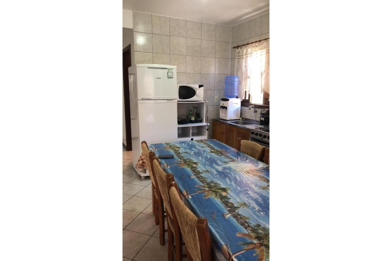 Casa Em Bombinhas Almeida E Moraes Perto Da Praia Exterior foto