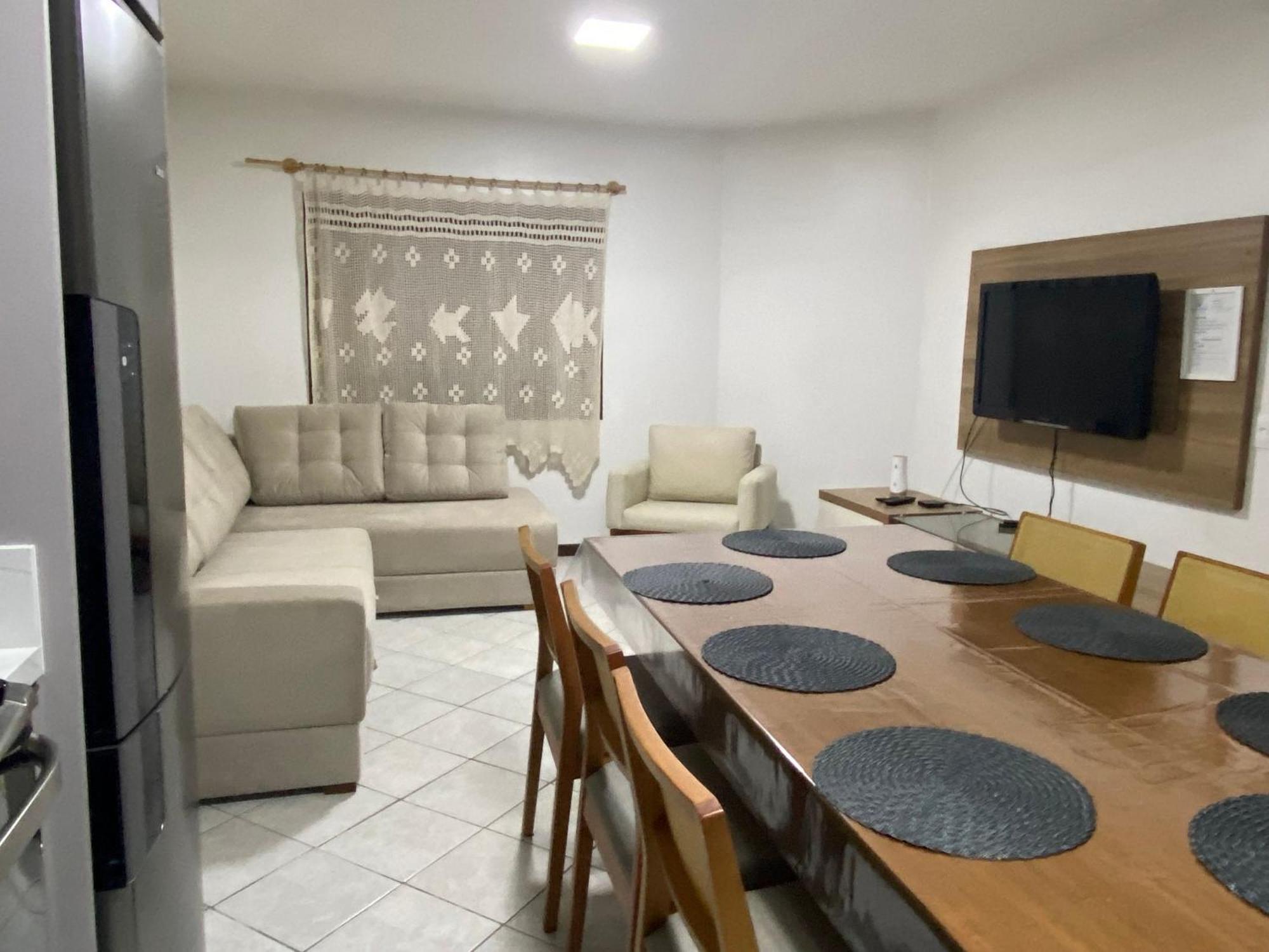 Casa Em Bombinhas Almeida E Moraes Perto Da Praia Exterior foto